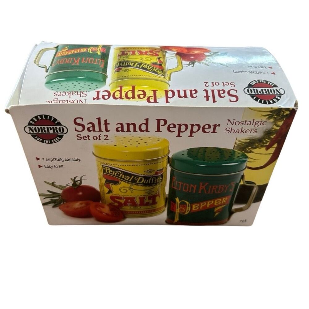 Norpro Nostalgic Salt And Pepper Shaker Set *New*